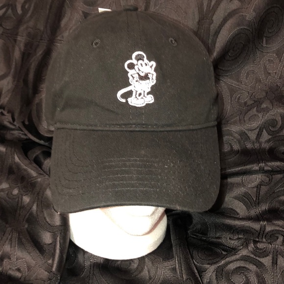 Accessories - Walt disney  concept one. Mickey hat